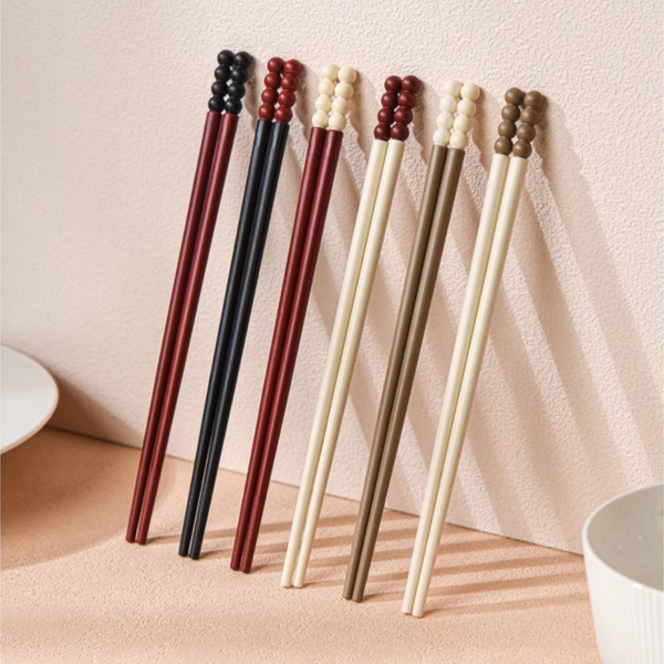 Black and White Chopsticks - Staunton and Henry