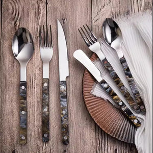 Steak Knife Cutlery Set - Brown - Staunton and Henry