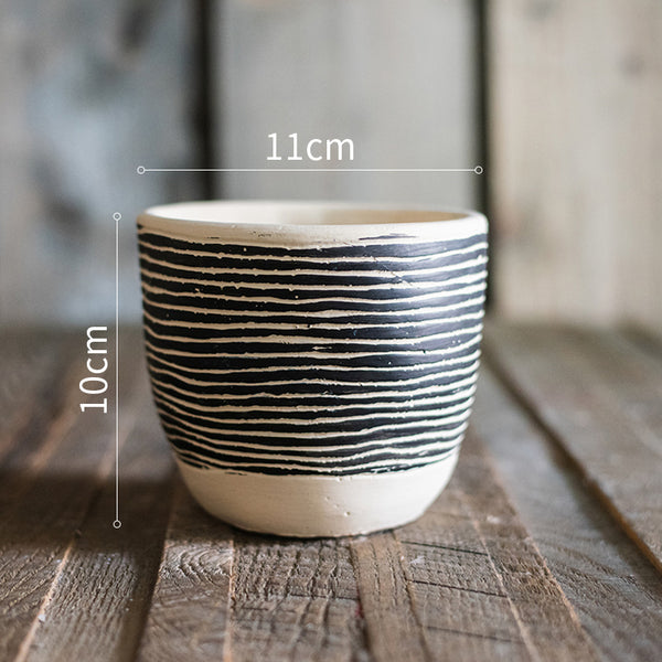 Nordic Black and White Flower Pot - Staunton and Henry
