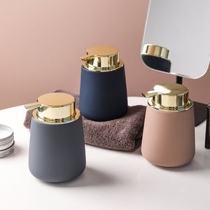 Moda Modern Soap Dispenser - Staunton and Henry