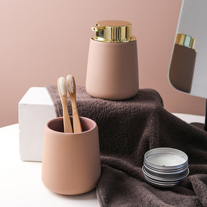 Moda Modern Soap Dispenser - Staunton and Henry