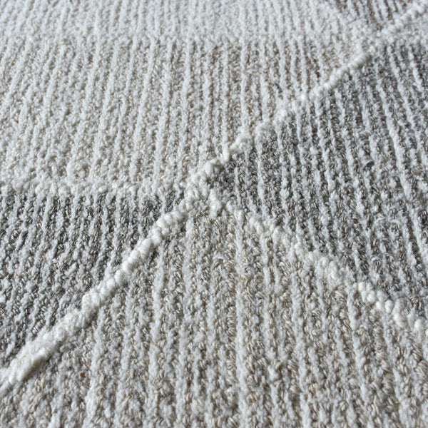 Alika Modern Grey Wool Rug - Staunton and Henry