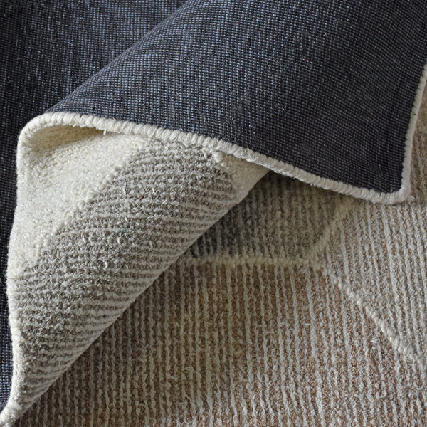 Alika Modern Grey Wool Rug - Staunton and Henry