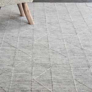 Yerem White and Grey Modern Rug - Staunton and Henry