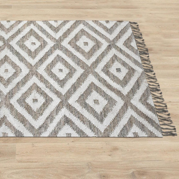 Ariana Modern Kilim Rug - Staunton and Henry