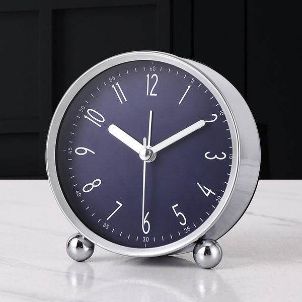 Retro Desk Clock - Staunton and Henry