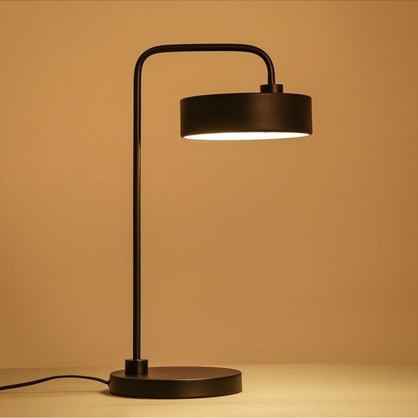Modern Minimalist Desk Lamp - Staunton and Henry