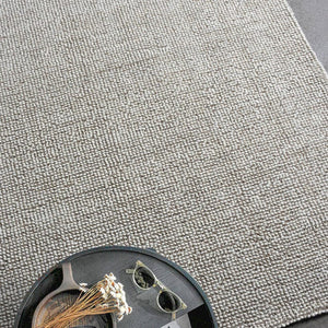 Akbahn Hand Tufted Cream Wool Rug - Staunton and Henry