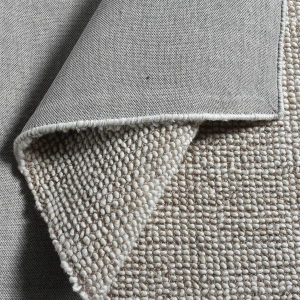 Akbahn Hand Tufted Cream Wool Rug - Staunton and Henry