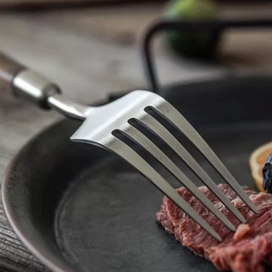 Walnut Wood Cutlery Set - Staunton and Henry