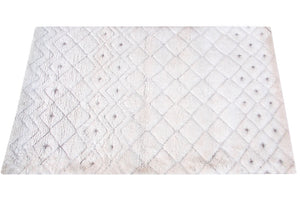 Boyd Modern White Wool Rug - Staunton and Henry