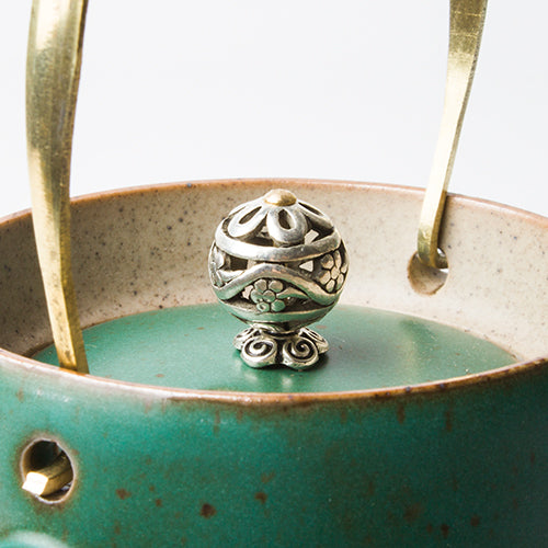 Hisui Jade Green Oriental Tea Pot - Staunton and Henry